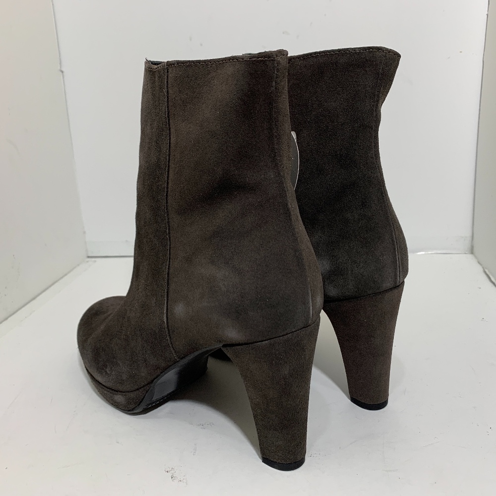 La Canadienne Brown Suede Waterproof Ankle Boots - Picture 3 of 8
